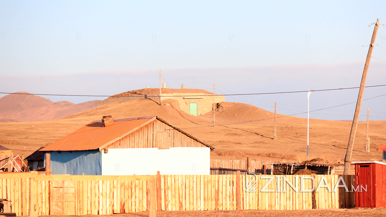 Б.Ундармаа охины гэр