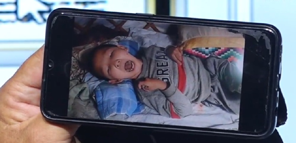 Хүү өнөөг хүртэл ийм байдалтай байна