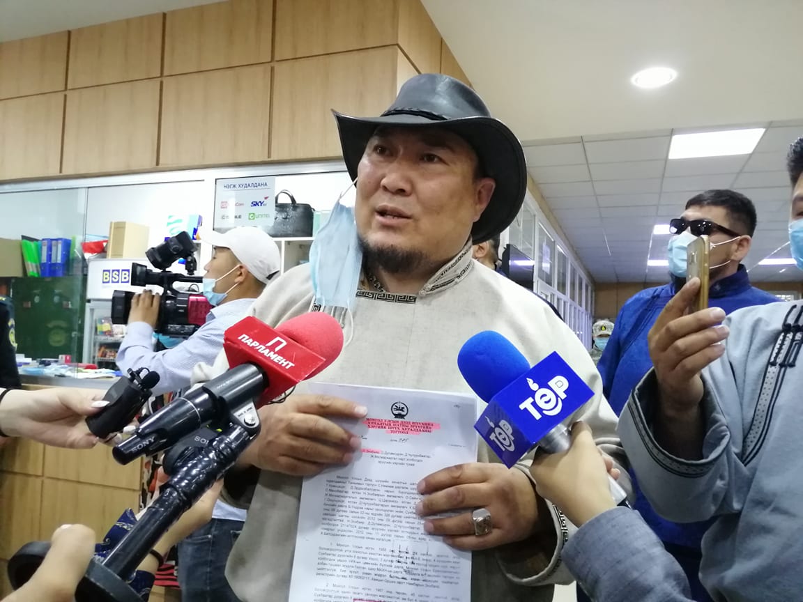 “Босоо монгол” ТББ-ын тэргүүн П.Шинжээрадван