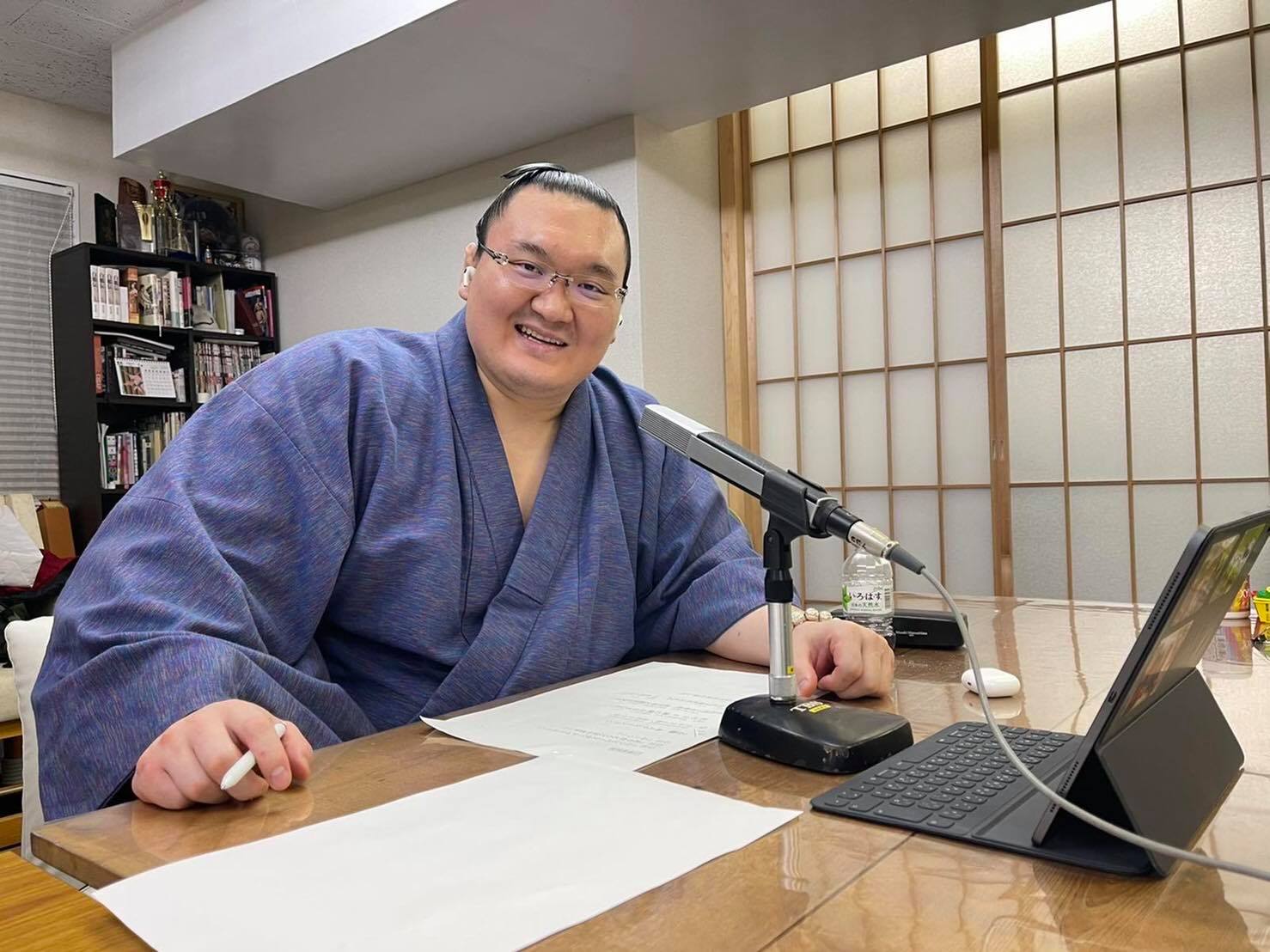 Гэрэл зургийг TBS TV