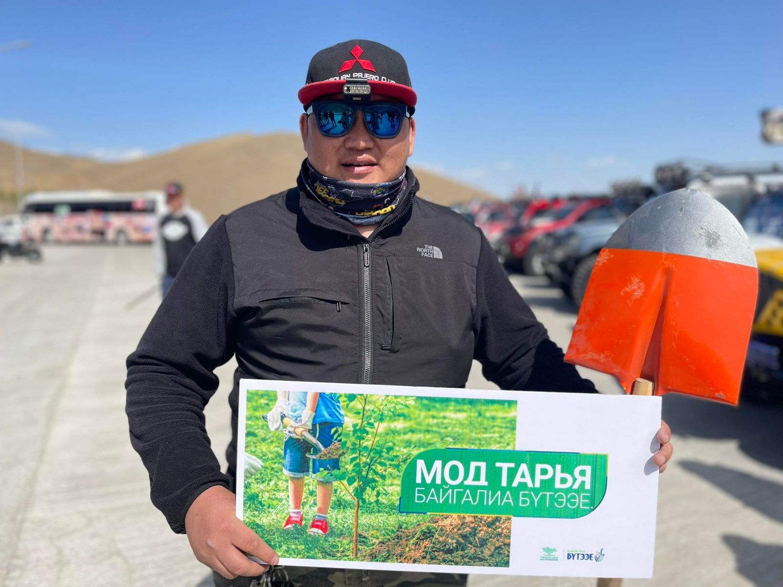 "Пажеро" клубын тэргүүн Н.Болор