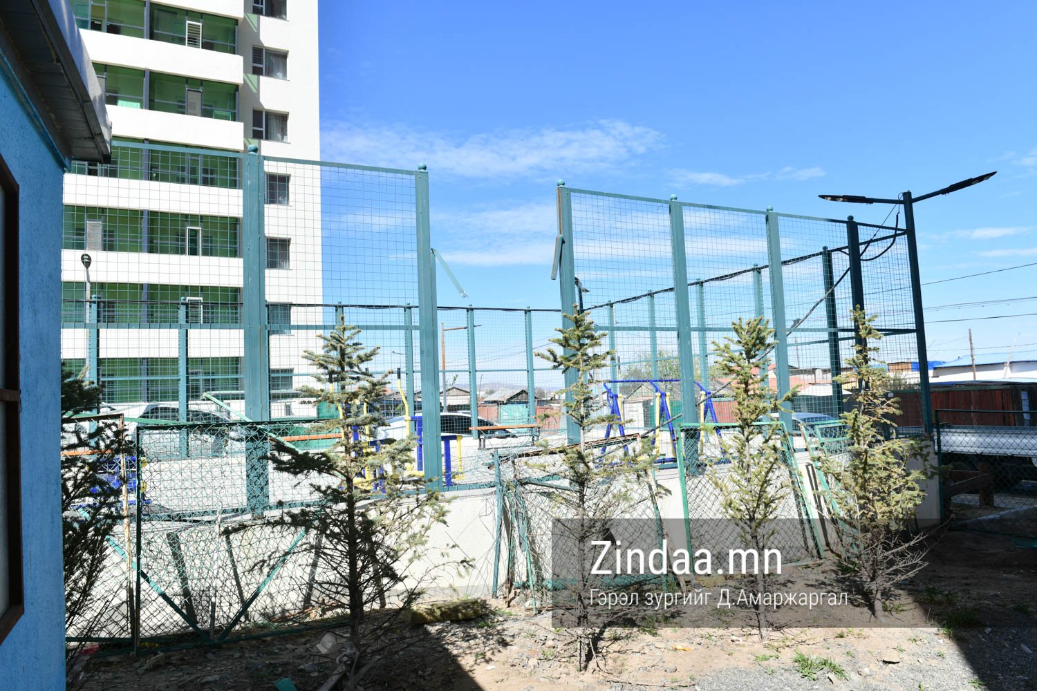 Осол гарах үед хүүхэд энд тоглож байжээ