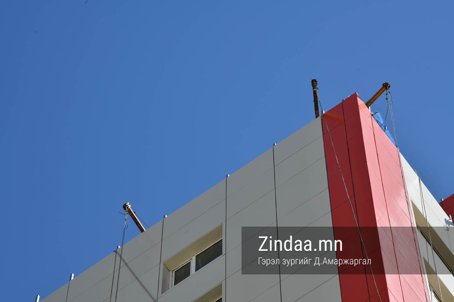 Дүүжин шатны тросс ингэж тасарчээ