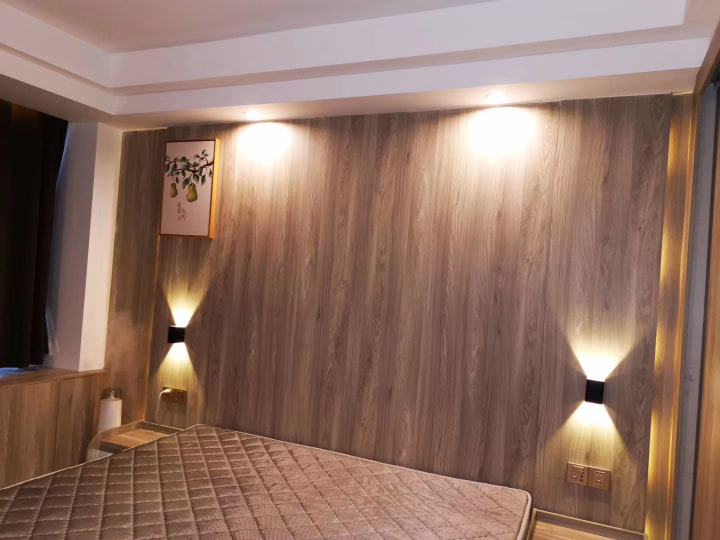 The Queen's Home Утас: 9011-7181