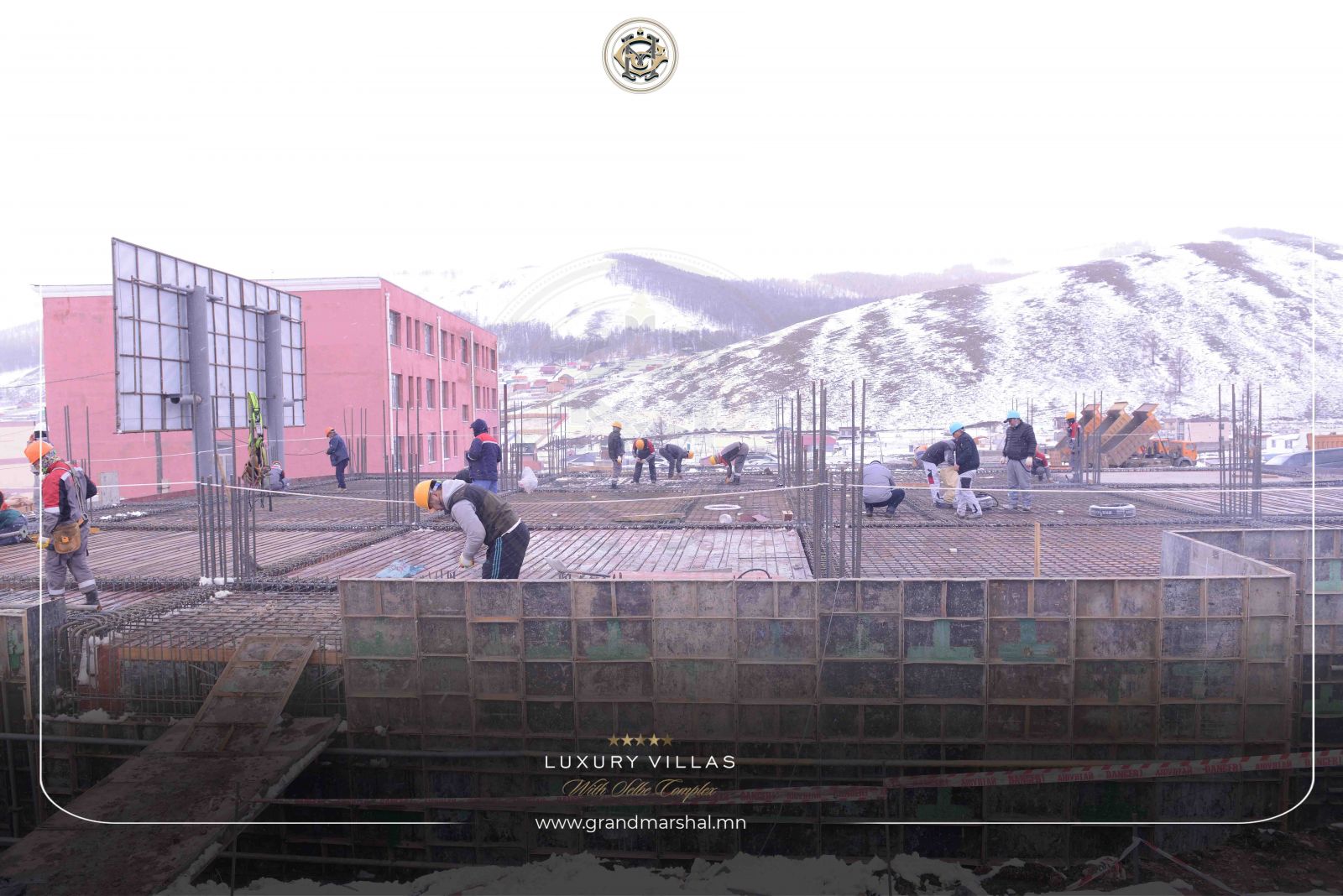 Байгалийн үзэсгэлэнт Сэлбийн аман дахь “Grand Marshal Luxury Villas” дөрвөн улирлын хотхоны бүтээн байгуулалт өрнөсөөр байна.