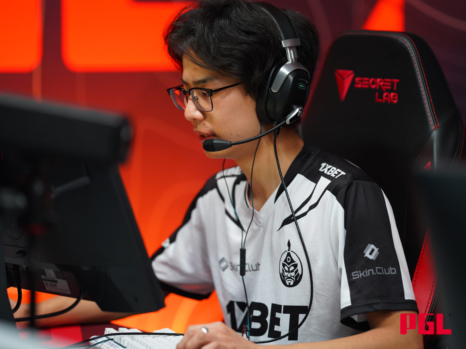 The MongolZ багийн бэлгэдэл болох Techno-той хийсэн ярилцлага