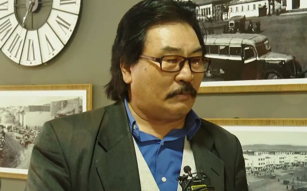 АХМАД СЭТГҮҮЛЧ Г.БААТАРНУМ