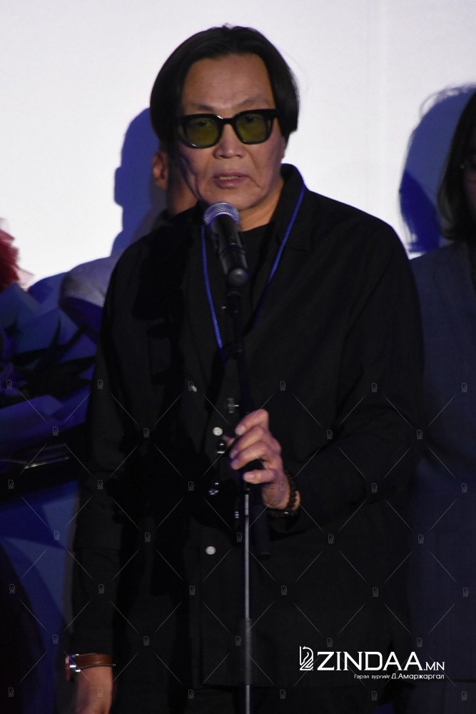 Найруулагч С.Бямба